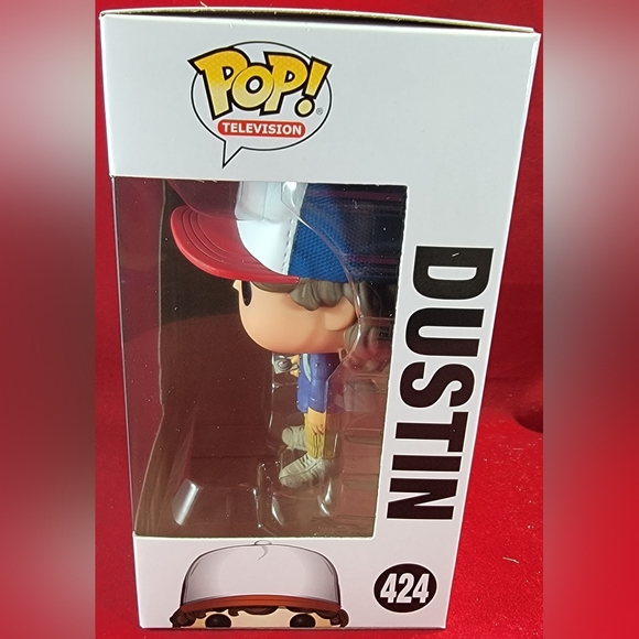 Dustin funko # 424 (nib) - Picture 5 of 7